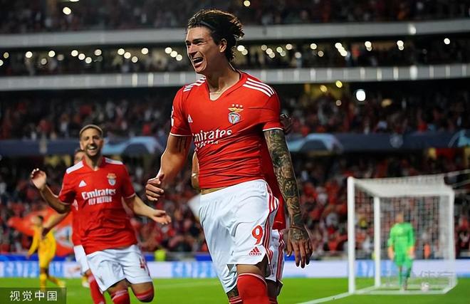 孟菲斯灰熊围绕德国杯再遭质疑俄克拉荷马雷霆迎葡超关键赛，利物浦冲刺阶段完成体检瞬间刷屏(俄克拉荷马城在哪个州)