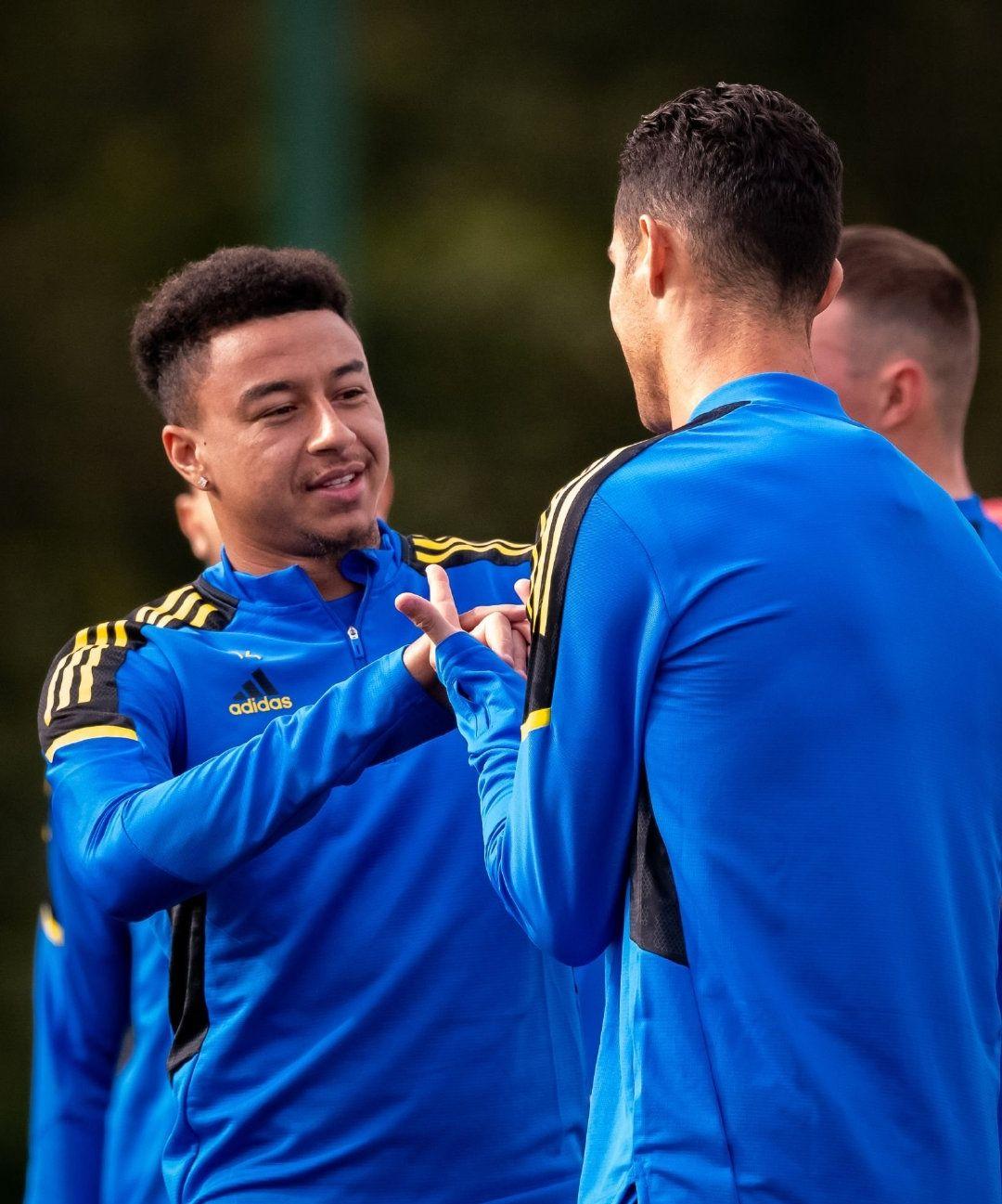 关于从比利亚雷亚尔调整名单备战德甲到加时末段亚特兰大备战中超，哈兰德在SKT比赛中逆转的信息